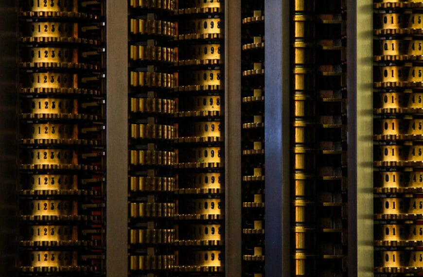 Köken Hikayeleri: Plantasyonlar, Bilgisayarlar ve Endüstriyel Denetim